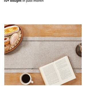 NWOT Burlap Style Farmhouse Table Runner